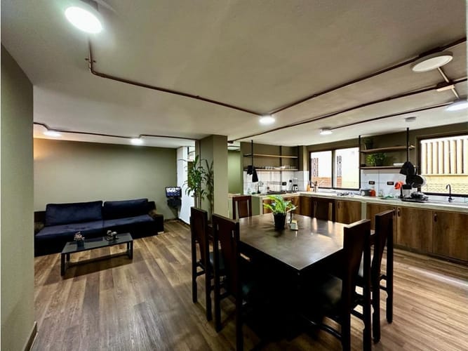 Apartamento de 8 alcobas en venta en La Aguacatala, Medellín, 250 m² · foto 10 de 24
