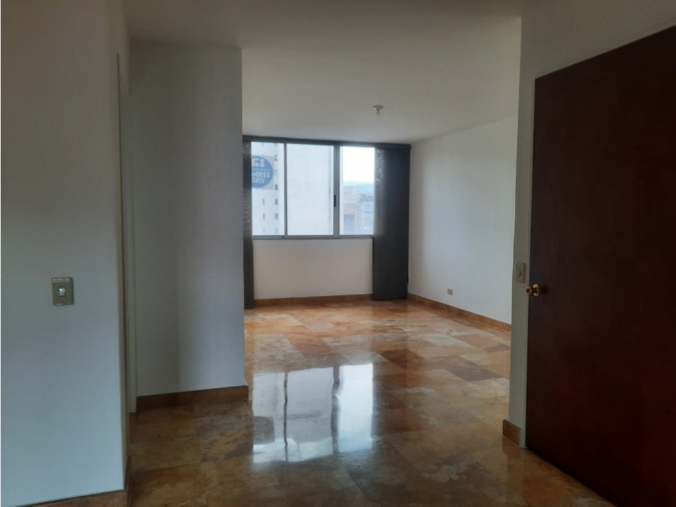Apartamento en venta en La Candelaria, Medellín · foto 6 de 24