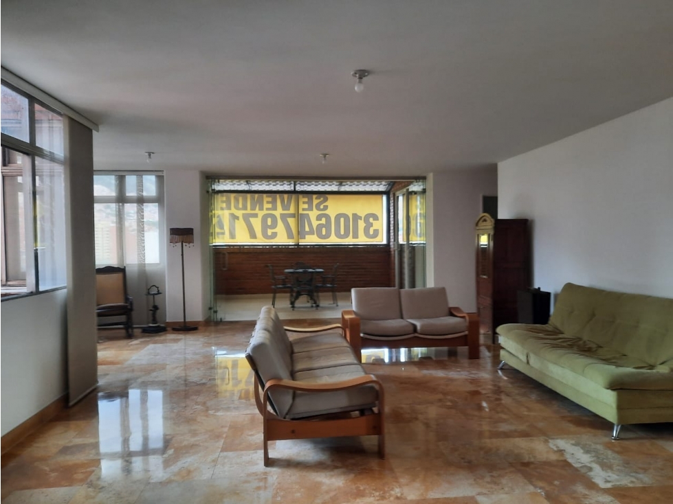 Apartamento en venta en La Candelaria, Medellín · foto 11 de 24