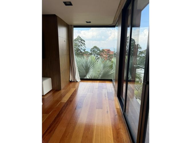 Casa de 4 alcobas en venta en La Calera, Medellín, 460 m² · foto 15 de 23