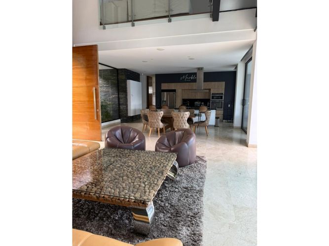 Casa de 4 alcobas en venta en La Calera, Medellín, 460 m² · foto 21 de 23