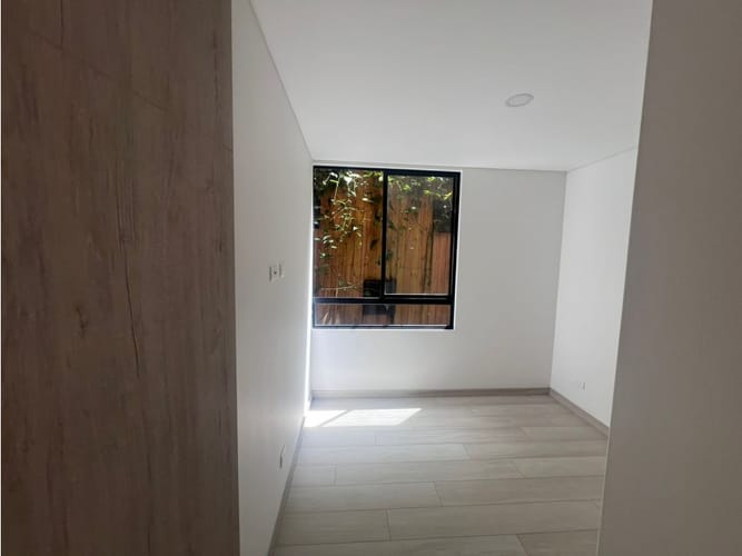 Apartamento en venta en Santa Elena, El Retiro, 102 m² · foto 3 de 10