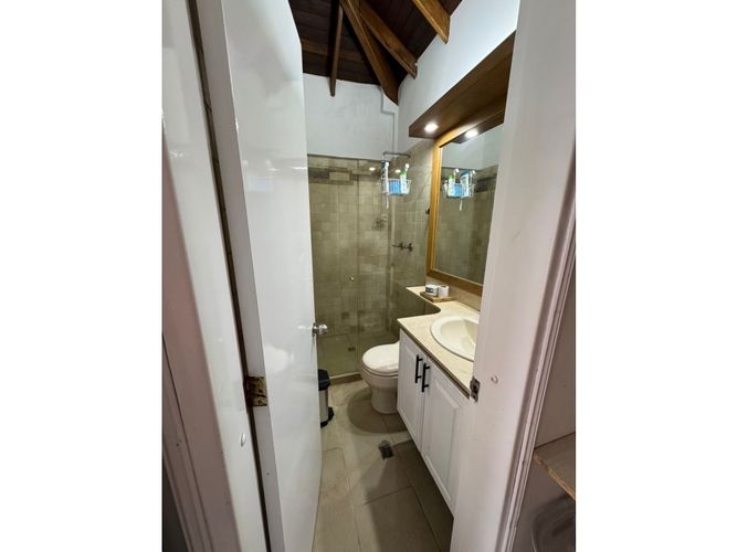 Casa de 4 alcobas en venta en Ditaires, Medellín, 215 m² · foto 5 de 24