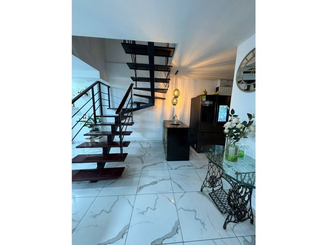 Casa de 4 alcobas en venta en Ditaires, Medellín, 215 m² · foto 7 de 24