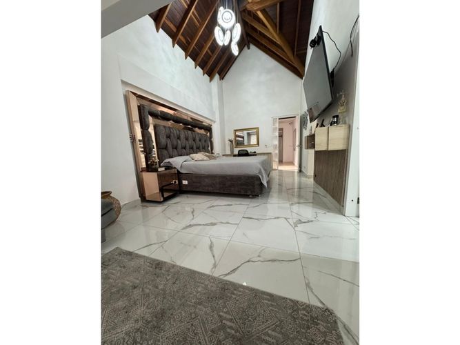 Casa de 4 alcobas en venta en Ditaires, Medellín, 215 m² · foto 9 de 24