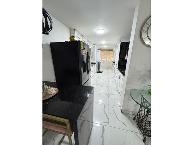 Casa de 4 alcobas en venta en Ditaires, Medellín, 215 m² · foto 17 de 24