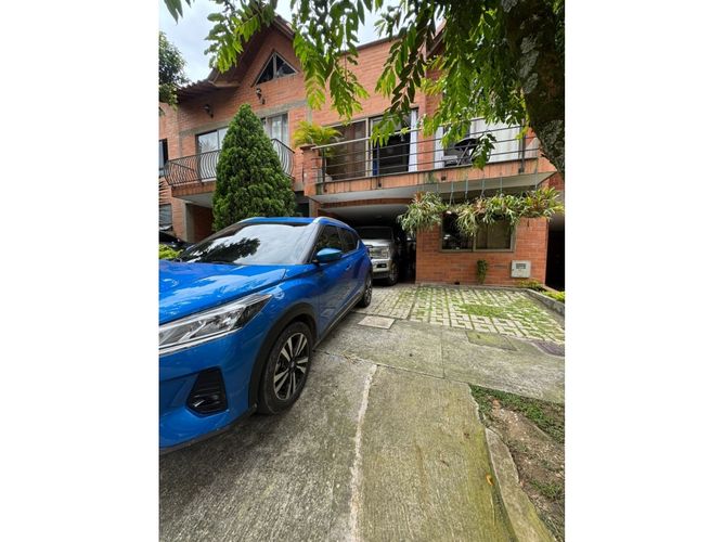 Casa de 4 alcobas en venta en Ditaires, Medellín, 215 m² · foto 21 de 24