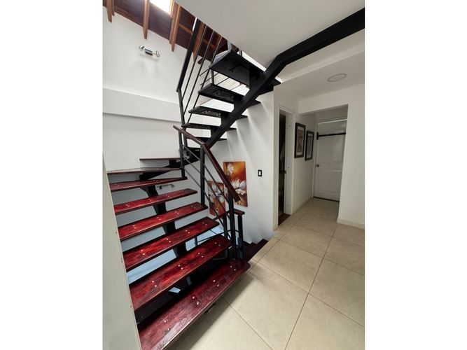 Casa de 4 alcobas en venta en Ditaires, Medellín, 215 m² · foto 22 de 24