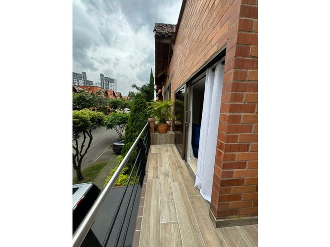 Casa de 4 alcobas en venta en Ditaires, Medellín, 215 m² · foto 23 de 24