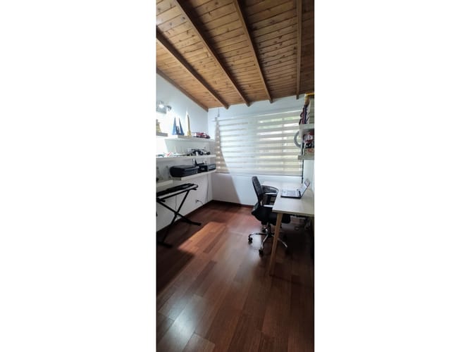Casa de 3 alcobas en venta en Cumbres, Envigado, 209 m² · foto 19 de 24