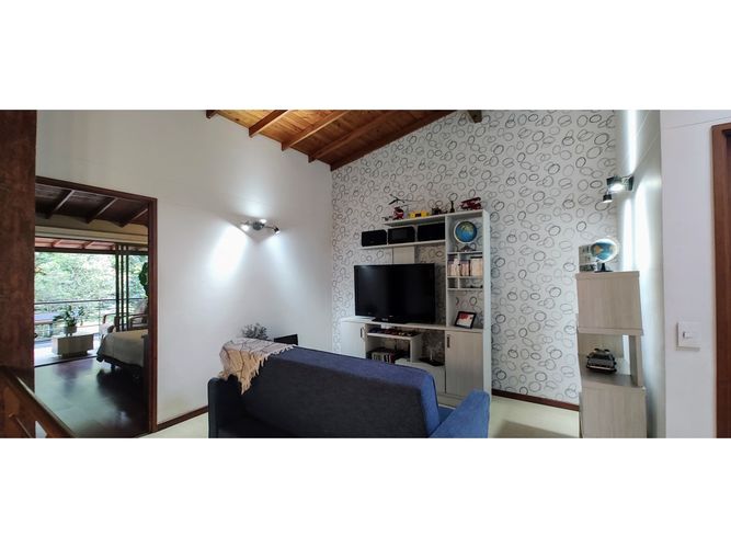 Casa de 3 alcobas en venta en Cumbres, Envigado, 209 m² · foto 20 de 24