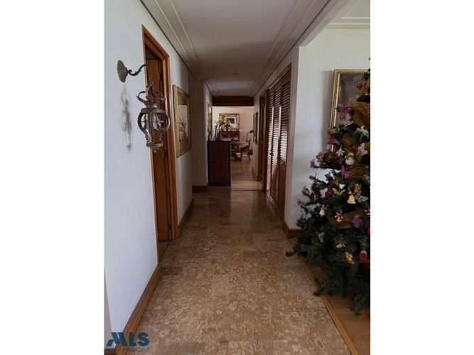 Apartamento de 3 alcobas en venta en Astorga, Medellín, 231 m² · foto 17 de 24