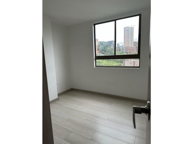 Apartamento en venta en Entreamigos, Sabaneta, 65 m² · foto 6 de 13