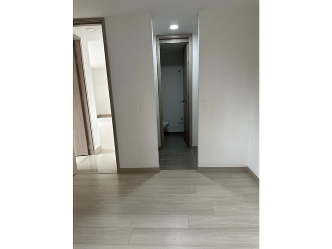 Apartamento en venta en Entreamigos, Sabaneta, 65 m² · foto 9 de 13