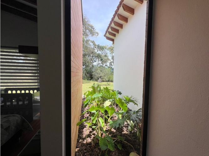Casa de 4 alcobas en venta en Guamito, La Ceja, 380 m² · foto 6 de 24
