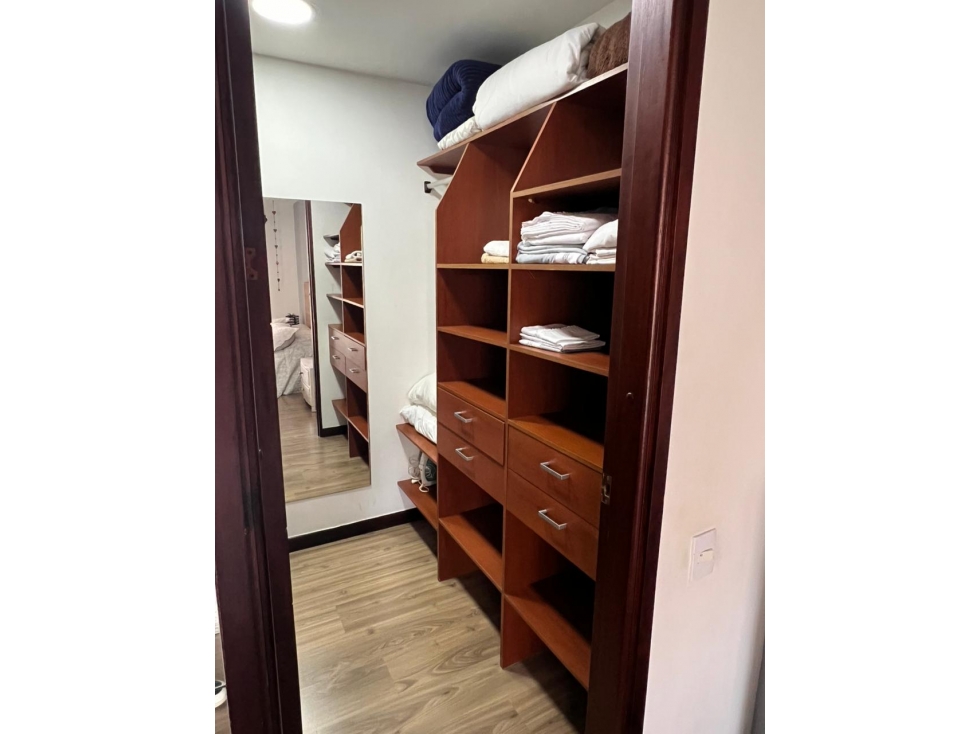 Apartaestudio en venta en Castropol, Medellín, 72 m² · foto 13 de 15