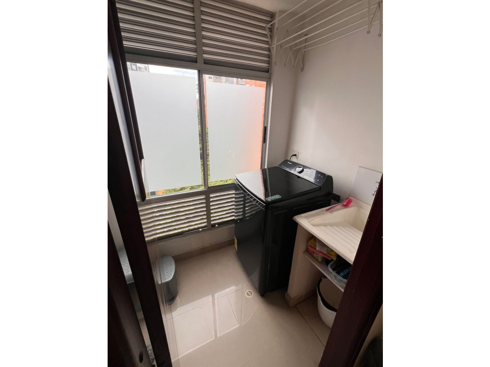 Apartaestudio en venta en Castropol, Medellín, 72 m² · foto 15 de 15