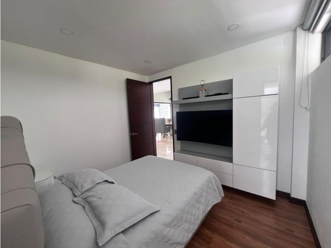 Casa de 4 alcobas en venta en Guamito, La Ceja, 380 m² · foto 14 de 24