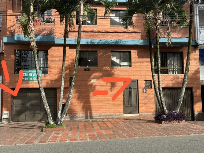 Casa de 4 alcobas en venta en El Velódromo, Medellín, 176 m² · foto 4 de 7