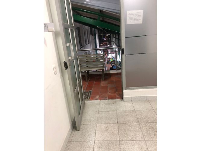 Local en venta en Perpetuo Socorro, Medellín, 12 m² · foto 4 de 13