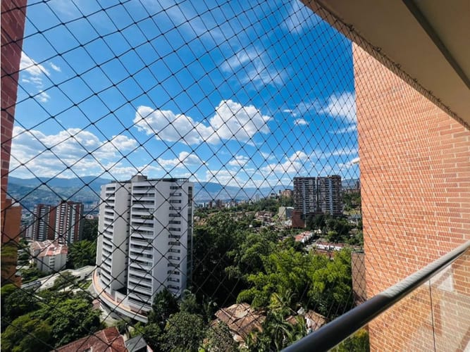 Apartamento de 3 alcobas en venta en Loma Del Esmeraldal, Medellín, 110 m² · foto 11 de 24