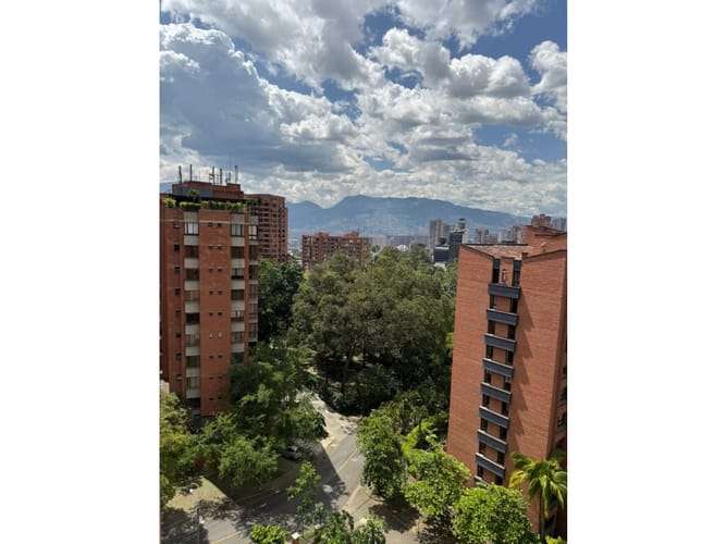 Apartamento de 3 alcobas en venta en Provenza, Medellín, 219 m² · foto 9 de 20