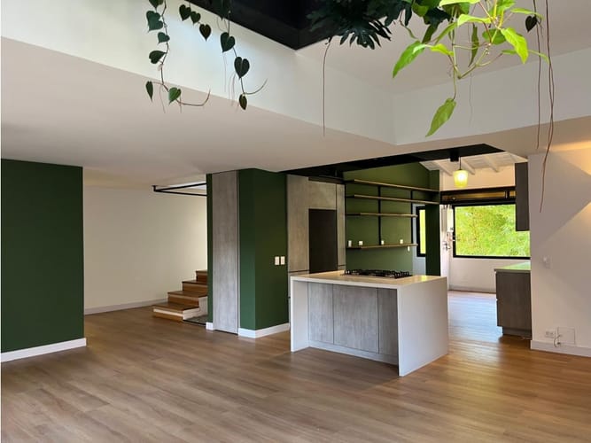 Apartamento de 3 alcobas en venta en Castropol, Medellín, 235 m² · foto 6 de 11
