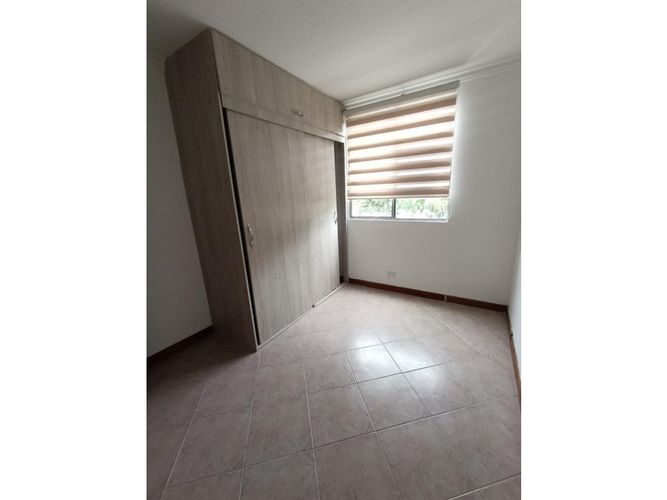 Apartamento en venta en Loma Del Indio, Medellín · foto 9 de 18