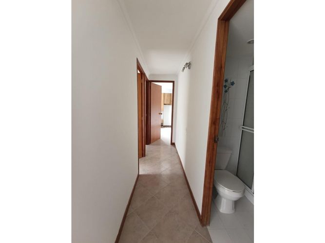 Apartamento en venta en Loma Del Indio, Medellín · foto 10 de 18