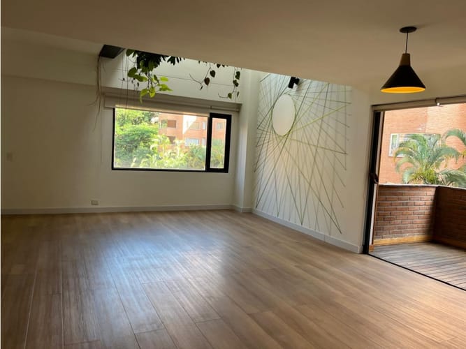 Apartamento de 3 alcobas en venta en Castropol, Medellín, 235 m² · foto 11 de 11