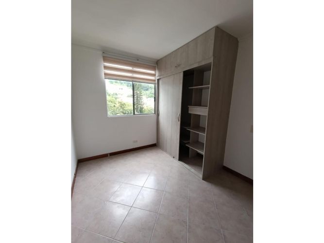 Apartamento en venta en Loma Del Indio, Medellín · foto 13 de 18