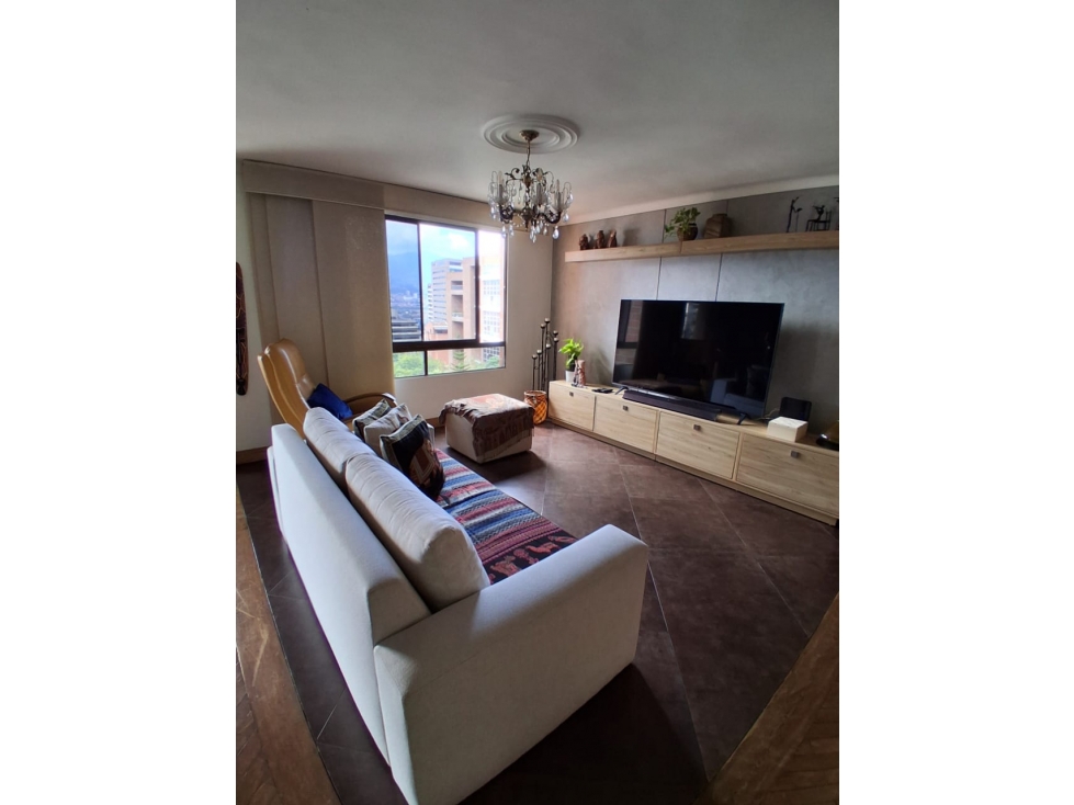 Apartamento en venta en Castropol, Medellín · foto 16 de 24