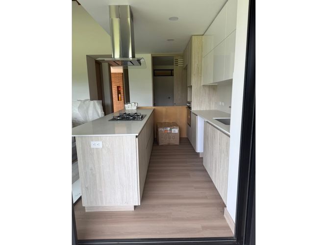 Apartamento de 3 alcobas en venta en Santa Lucia, Medellín, 166 m² · foto 9 de 20