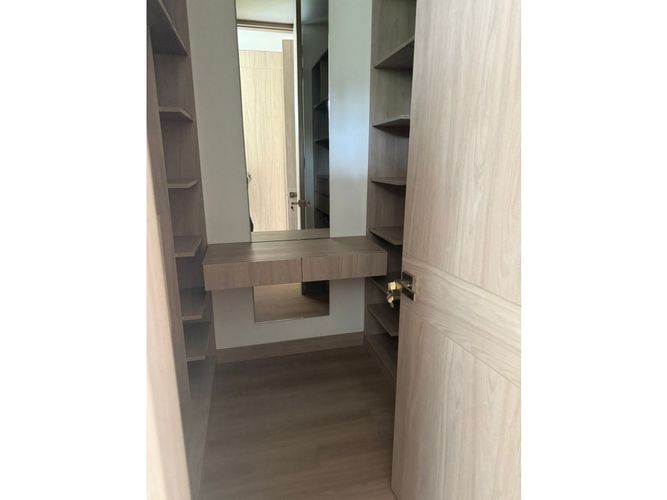 Apartamento de 3 alcobas en venta en Santa Lucia, Medellín, 166 m² · foto 11 de 20