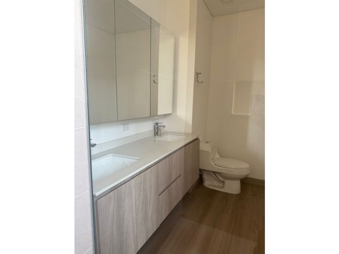 Apartamento de 3 alcobas en venta en Santa Lucia, Medellín, 166 m² · foto 13 de 20