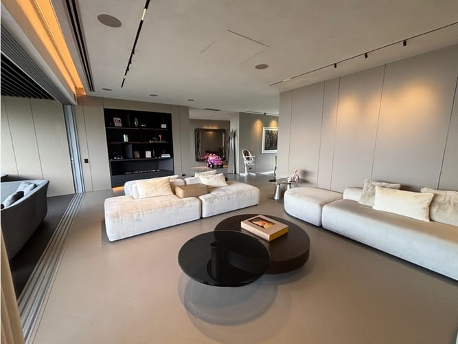 Apartamento de 3 alcobas en venta en Medellín, 283 m² · foto 5 de 22
