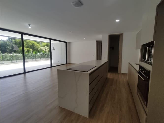 Apartamento de 2 alcobas en venta en Sajonia, Rionegro, 60 m² · foto 3 de 21