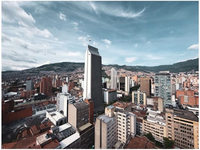 Oficina en venta en La Candelaria, Medellín, 376 m² · foto 12 de 24