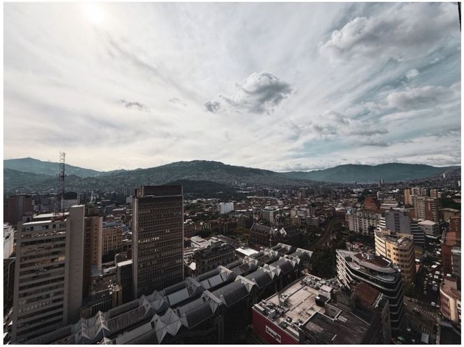 Oficina en venta en La Candelaria, Medellín, 376 m² · foto 14 de 24
