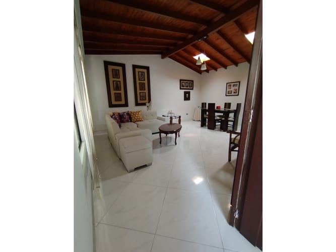 Apartamento de 3 alcobas en venta en Lorena, Medellín, 120 m² · foto 7 de 24