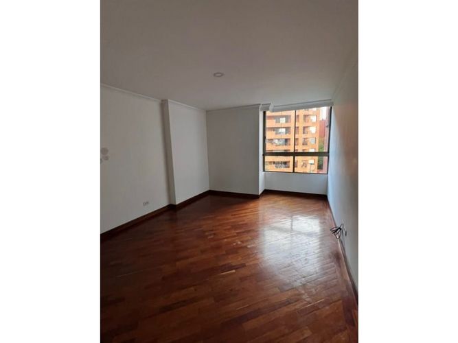 Apartamento de 3 alcobas en venta en El Tesoro, Medellín, 175 m² · foto 3 de 16