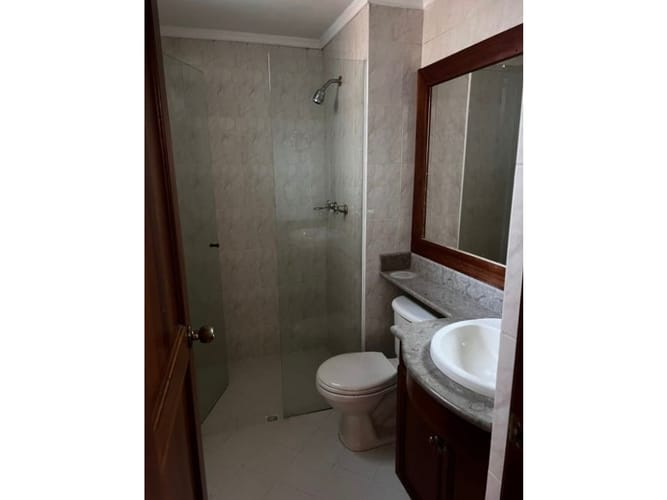 Apartamento de 3 alcobas en venta en El Tesoro, Medellín, 175 m² · foto 4 de 16