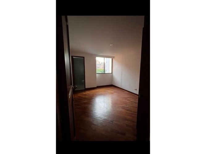 Apartamento de 3 alcobas en venta en El Tesoro, Medellín, 175 m² · foto 9 de 16