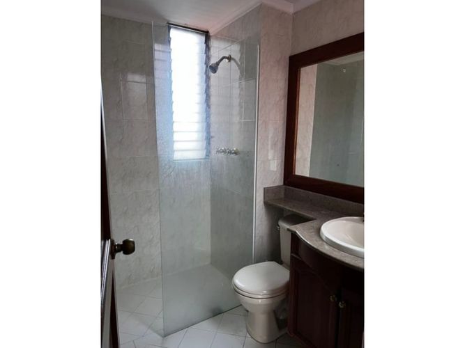 Apartamento de 3 alcobas en venta en El Tesoro, Medellín, 175 m² · foto 14 de 16
