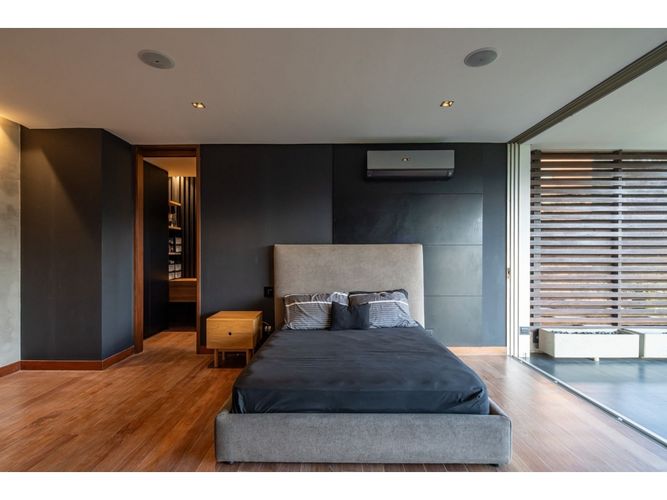 Apartamento de 1 alcoba en venta en Urbanización Las Cumbres, Medellín, 170 m² · foto 4 de 17