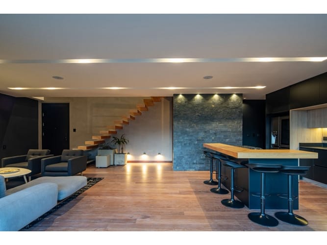 Apartamento de 1 alcoba en venta en Urbanización Las Cumbres, Medellín, 170 m² · foto 15 de 17