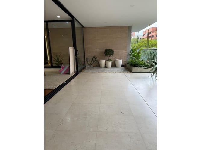 Apartamento de 3 alcobas en venta en Santa Maria De Los Angeles, Medellín, 195 m² · foto 4 de 16