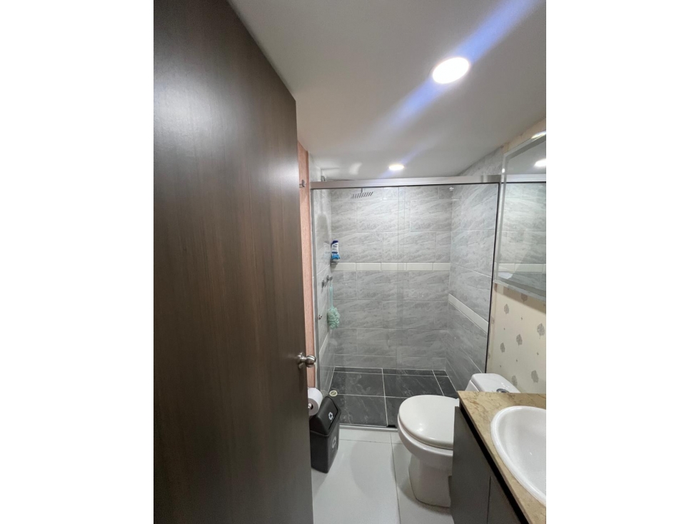 Apartamento de 3 alcobas en venta en La Cuenca, Medellín, 70 m² · foto 6 de 13