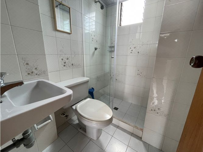Casa de 4 alcobas en venta en Calasanz Parte Alta, Medellín, 215 m² · foto 22 de 22