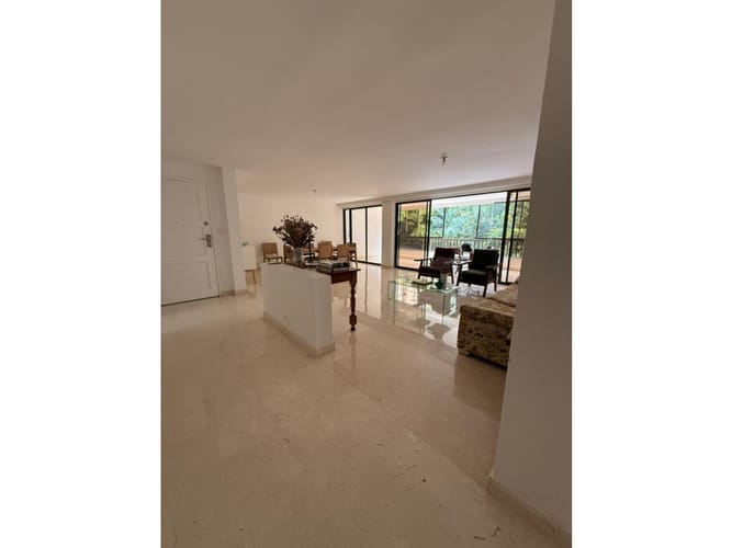 Apartamento en venta en Provenza, Medellín · foto 5 de 24